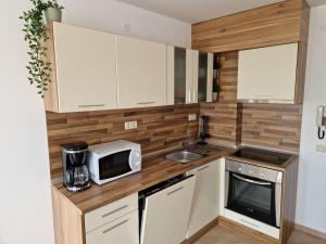 SunBreeze Living Apartments