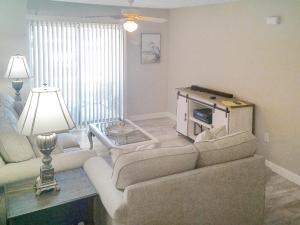 Destins Dancing Cloud - Prime Location Condo Close to Beach