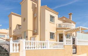 Stunning Home In Orihuela Costa