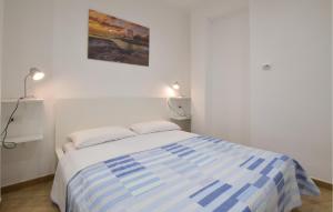 Cozy Apartment In Santelia With Wifi