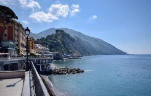 4 Bedroom Lovely Apartment In Camogli