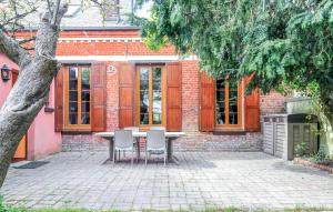 Beautiful Home In Le Crotoy With Wifi