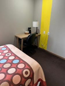 Super 8 by Wyndham Blair