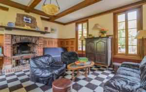 Beautiful Home In Le Crotoy With Wifi