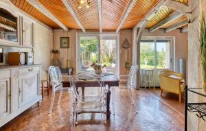 Gorgeous Home In Bosset