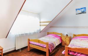 Maisons de vacances Beautiful Home In Le Crotoy With Wifi : photos des chambres