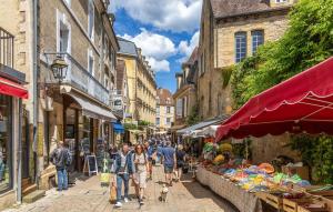 Maisons de vacances Beautiful Home In Sarlat-La-Caneda : photos des chambres