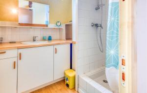 Maisons de vacances Beautiful Home In Sarlat-La-Caneda : photos des chambres