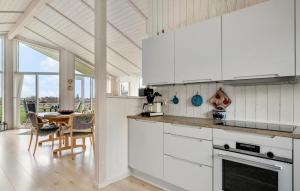 3 Bedroom Awesome Home In Stubbekøbing