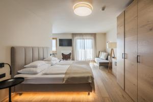 Superior Apartment with Balcony and Panoramic view room in Michael Am Waal