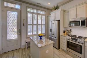 Ocean Cottage 111
