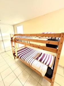 Maisons de vacances Charmante maison les pieds dans l'eau : photos des chambres