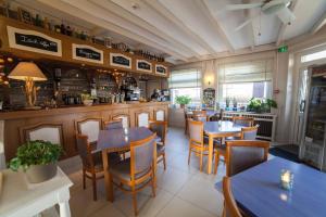 Hotel Restaurant De La Plage 1 étoile à Audresselles Avec