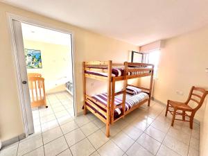 Maisons de vacances Charmante maison les pieds dans l'eau : photos des chambres