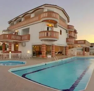 Hotel Alexandros - 帕尔加