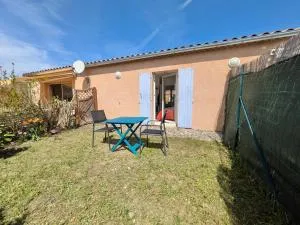 Les Jardins de Montéglin - F2 avec jardin - Le Poët