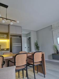 Apt próximo parque beto carrero