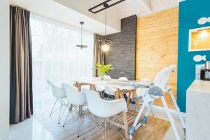 Holiday Home in Ustronie Morskie near Beach