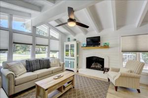Beachcomber Cottage