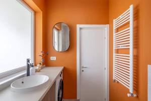 Amazing Style, Bright Colors, Balconies, 1BR near The Faculty of Law