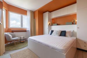 Amazing Style, Bright Colors, Balconies, 1BR near The Faculty of Law