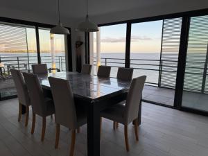 Appartement vue mer panoramique avec jacuzzi