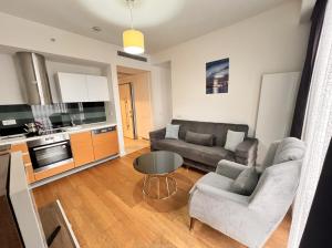 Divan Residence - Güneşli Near Ataköy Metro Station