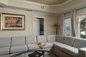 Golf Course Pool Covered patio 6MI to Disney