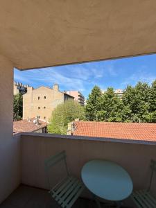 Charmant appartement moderne avec place de parking privative