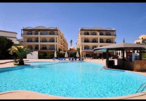 1Br Beachfront Apartment Palm Beach Piazza Sahl Hasheesh Hurghada