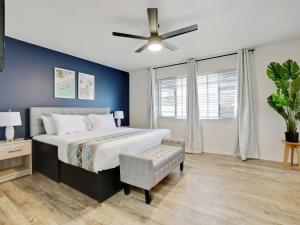 Plano House close to Mckinney and Oak Point Park