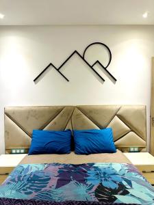 New apartment, swimming pool, beautiful view, 5 min to the beach by car