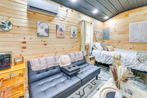 Hot Tub, Fire Pit Lake-View Catlettsburg Getaway!