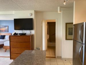 Sunny Waikiki Escape Just Steps to Beach, Views, & Full Kitchen Comfort (10707)