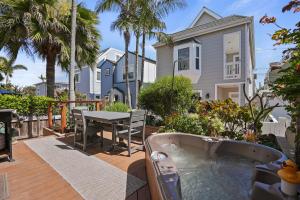 Dream 2 Story Home! Steps to the Ocean, Private Patio, AC, Hot Tub & BBQ