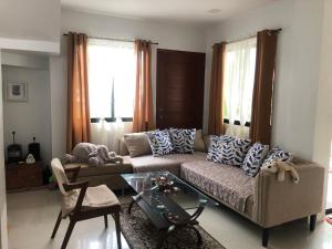 Sea Breeze Beach House near sandbars and beaches and near to Danao port