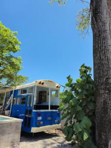 Bus hotel Playa Barrigona, entre Sàmara y Nosara