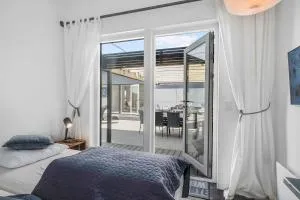 Unique And Modern Holiday Home In Marielyst - Marrebæk