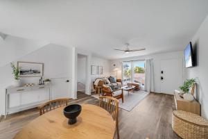 Boho Beach Bungalow Walk to the Beach