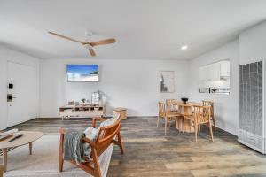 Boho Beach Bungalow Walk to the Beach