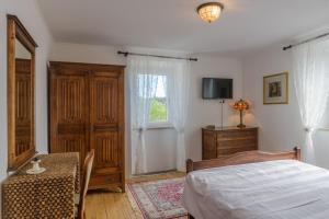 Family friendly house with a swimming pool Zedno, Ciovo - 23762