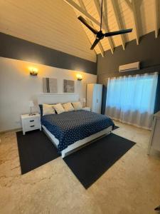 Centrally Exterior Villa Accessible & Pet Friendly