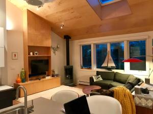 Modern Cottage with Peeks of Ocean Views