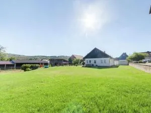 Holiday apartment in Densberg with terrace - Speckswinkel