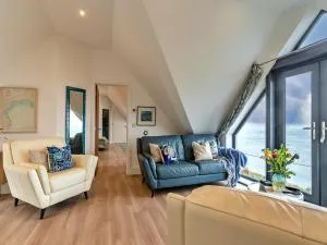 stunning beach house that offers breath-taking sea views - Mousehole