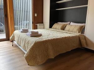 RAHUE, Monoambiente Céntrico con Patio Propio