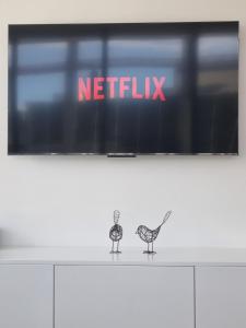 Southbank Bay Views Free parking WIFI smart TV