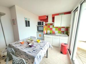 T2 Mezzanine proche plage avec balcon - Les Sables-dOlonne - FR-1-92-571