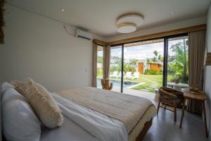 Suns Up - 3BR Villa in Kerobokan