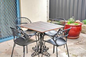 Coachmans Cottage - Cosy Charm, Pets Welcome